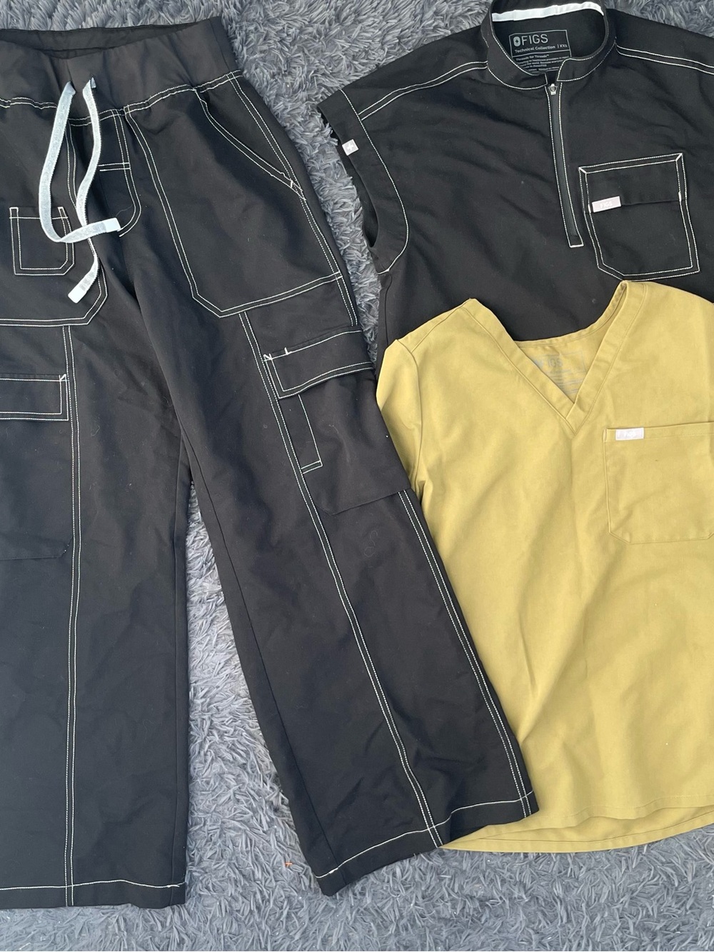 Women Size S FIGS Technical Collection Yendi Medical Scrubs Cargo Pants Set Lot
